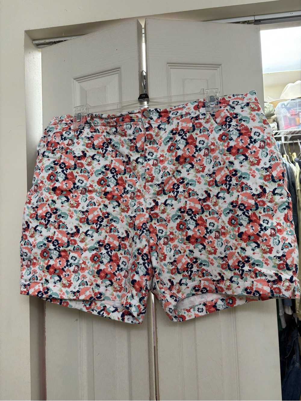 Gloria Vanderbilt Coral and Navy Floral Bermuda Shorts